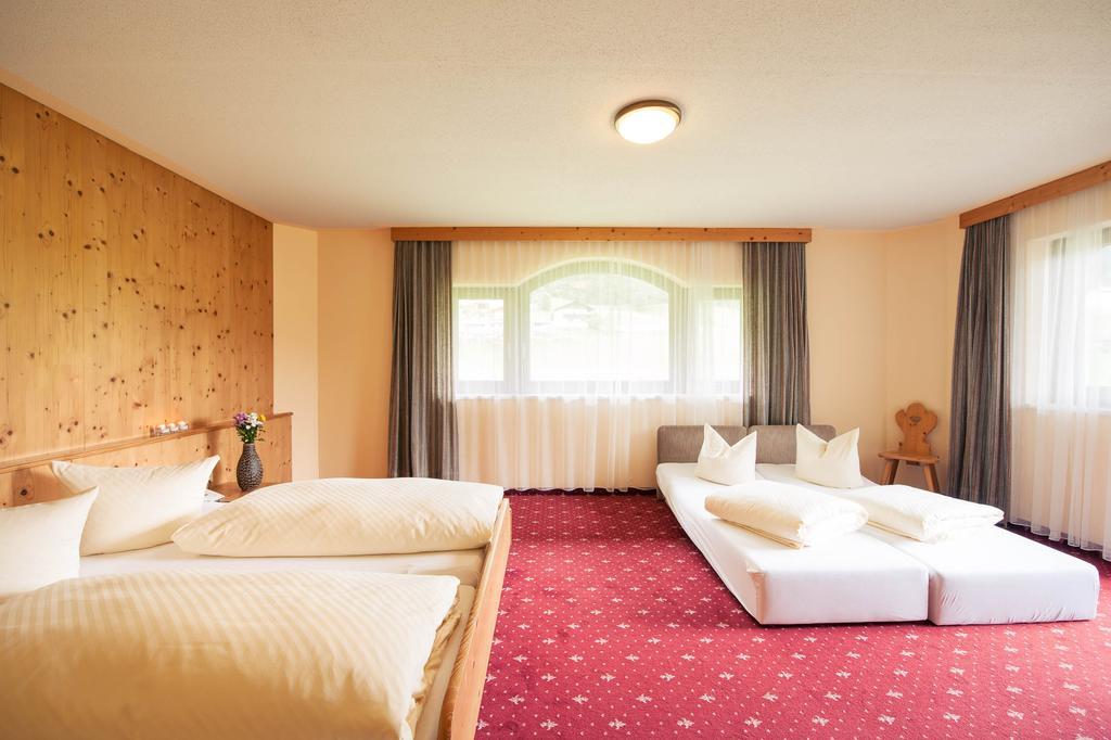 Hotel Steuxner Neustift im Stubaital Rom bilde